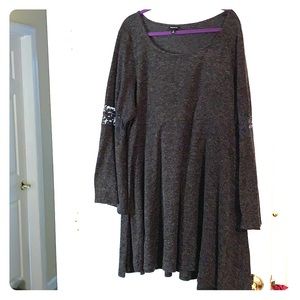 Torrid Size 4 Knit Long Sleeved Dress.  Plus size